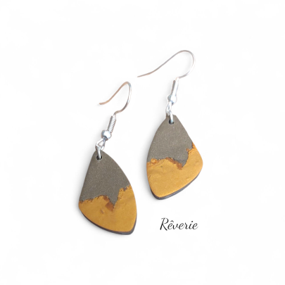 Gold Horizon Teardrop Earrings